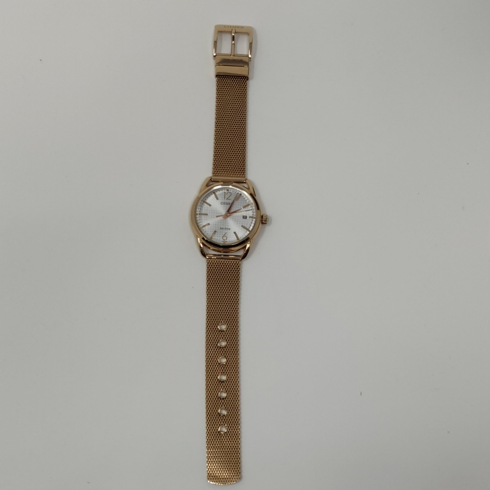 Citizen Women's Gold-Tone Mesh Watch - Picture 2 of 6